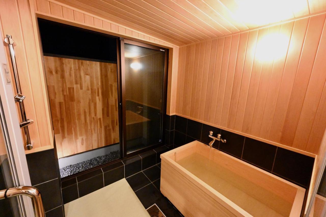 New open - Manabi-stay Takayama SAKURA 古い町並みまで徒歩１分！迫力の大画面シアタールームと香り高い檜風呂完備！！ Eksteriør billede